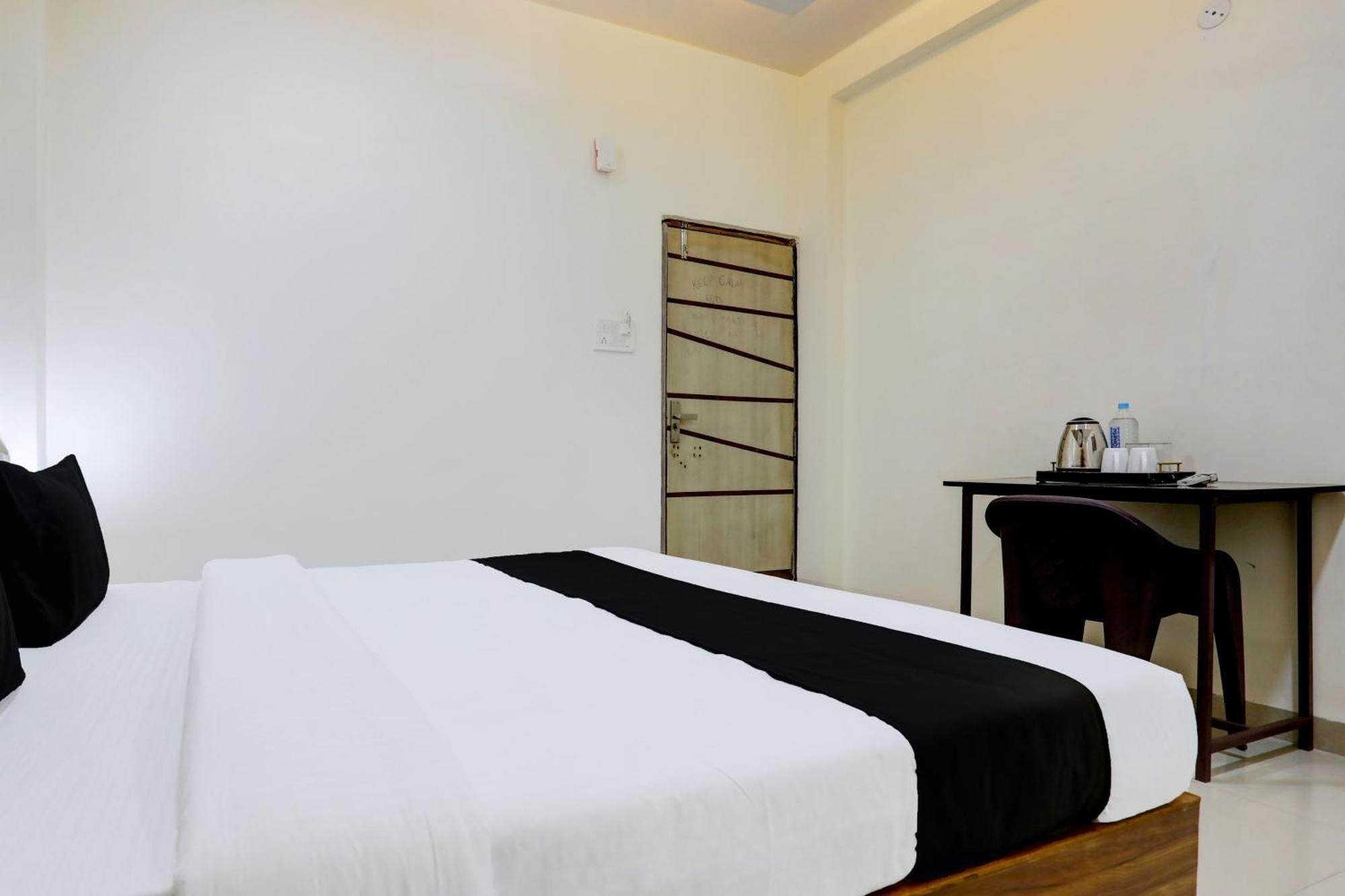 Hotel O Sb 47 Indore